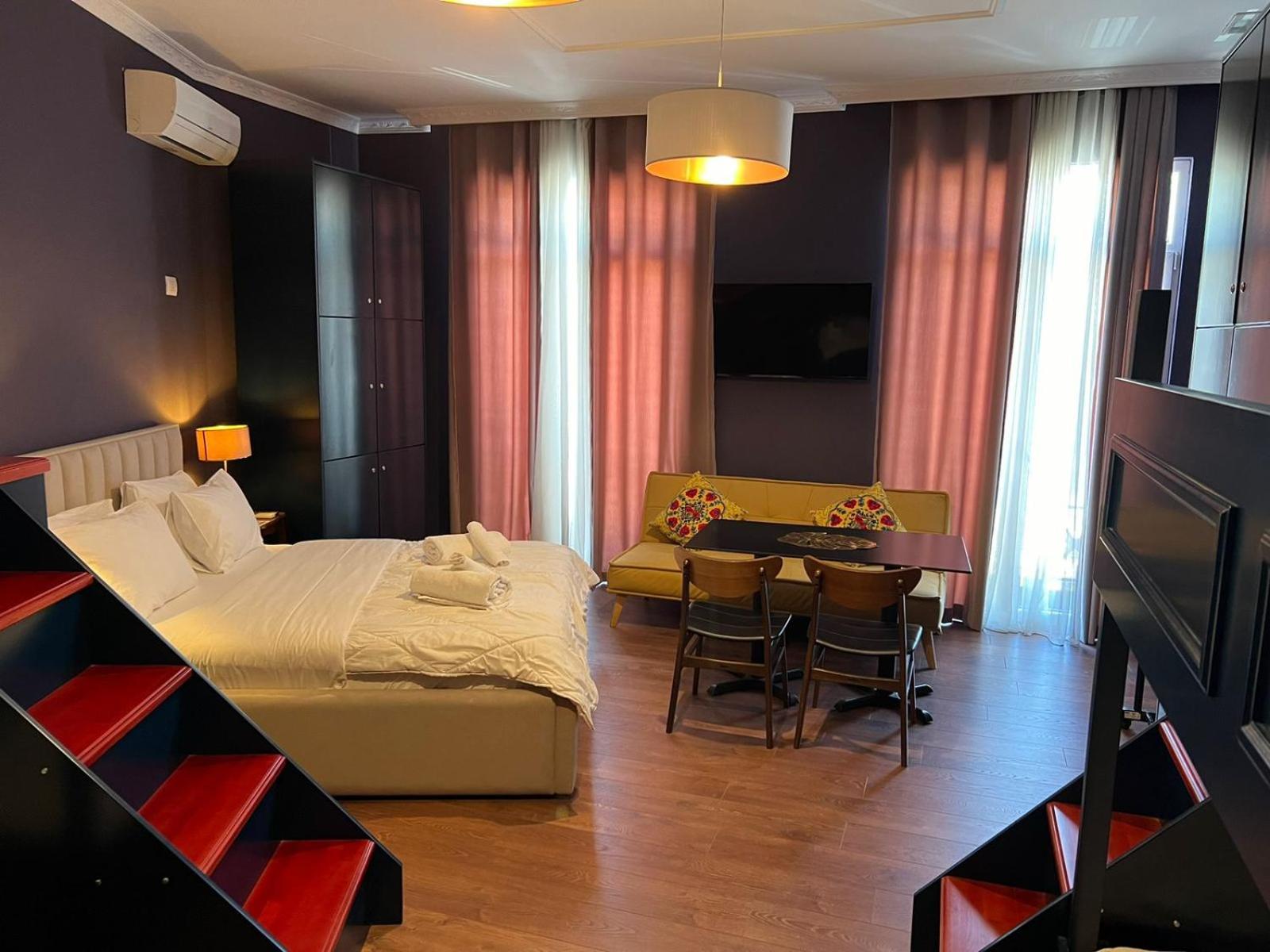 Amo'S Hotel Szkodra Zewnętrze zdjęcie